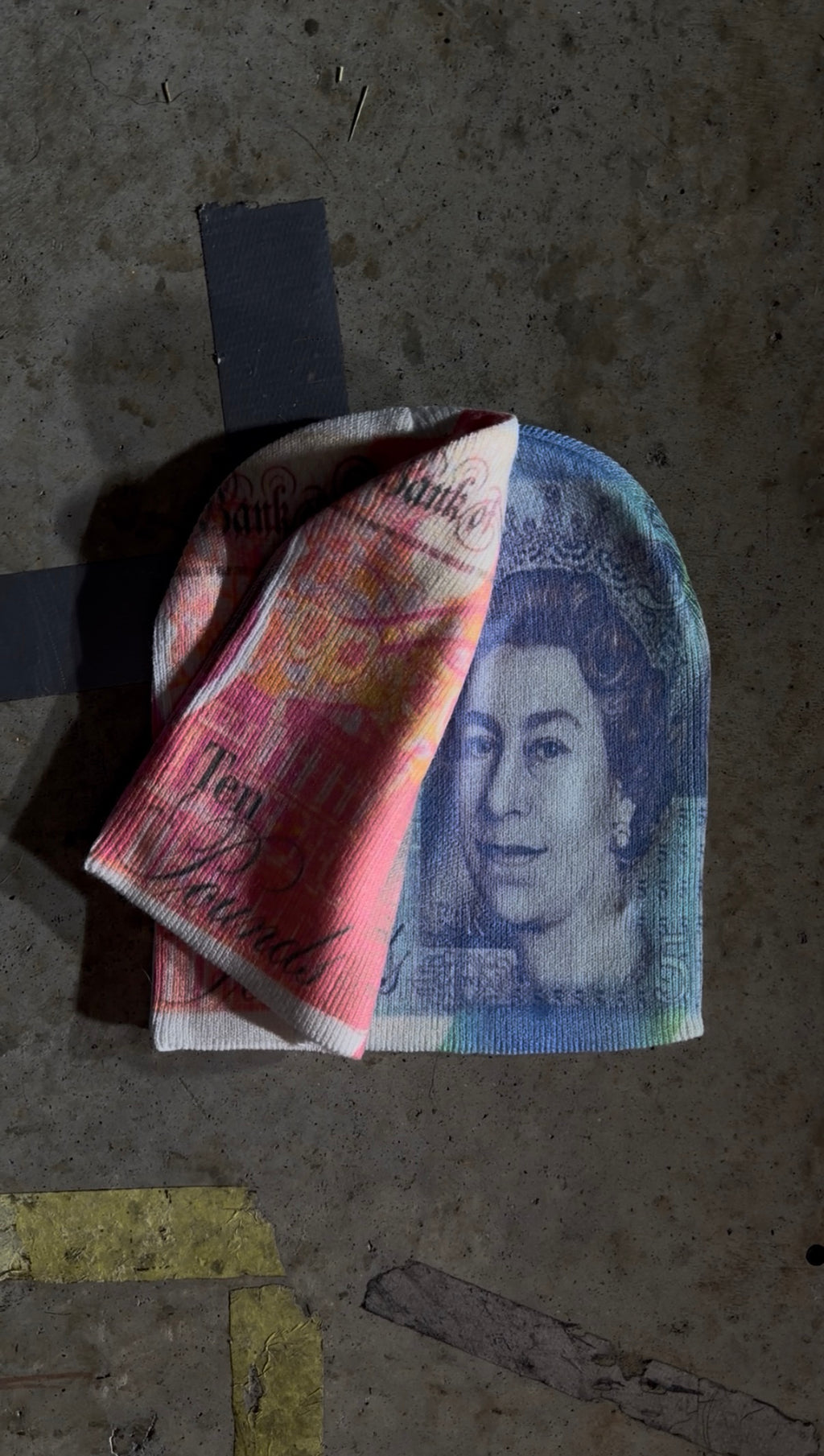 £5 BANKNOTE BEANIE