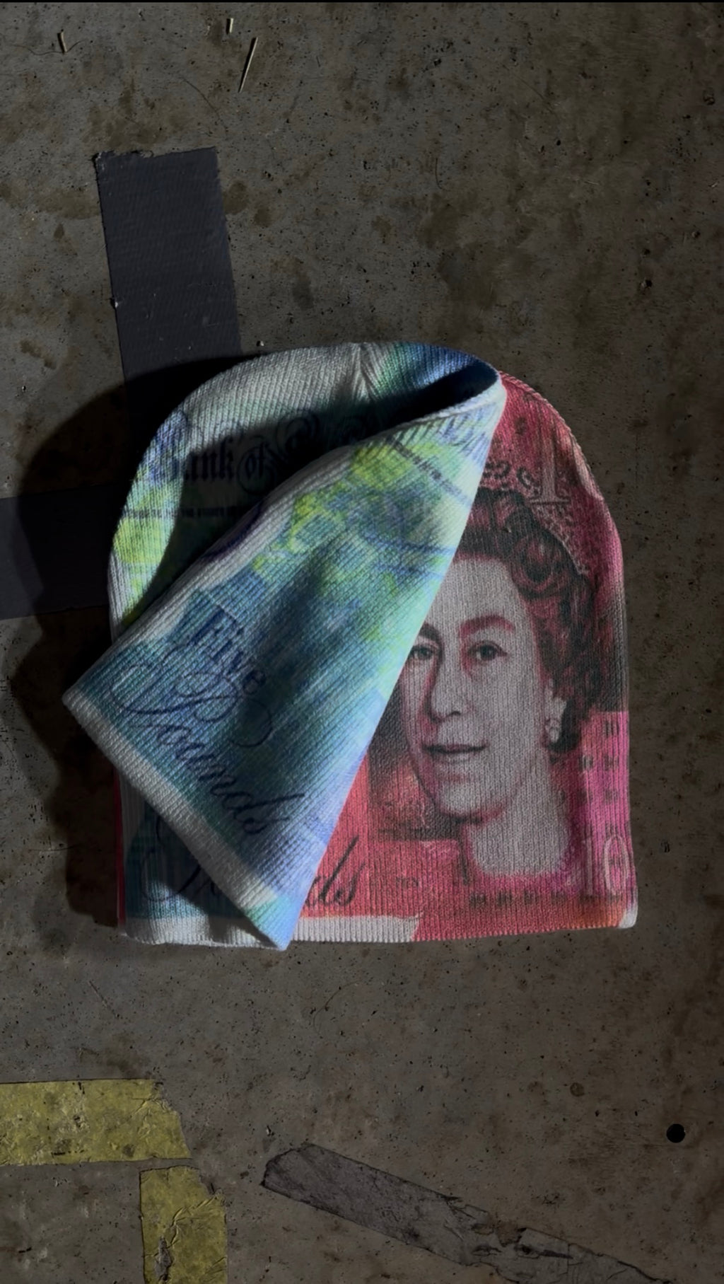 £10 BANKNOTE BEANIE